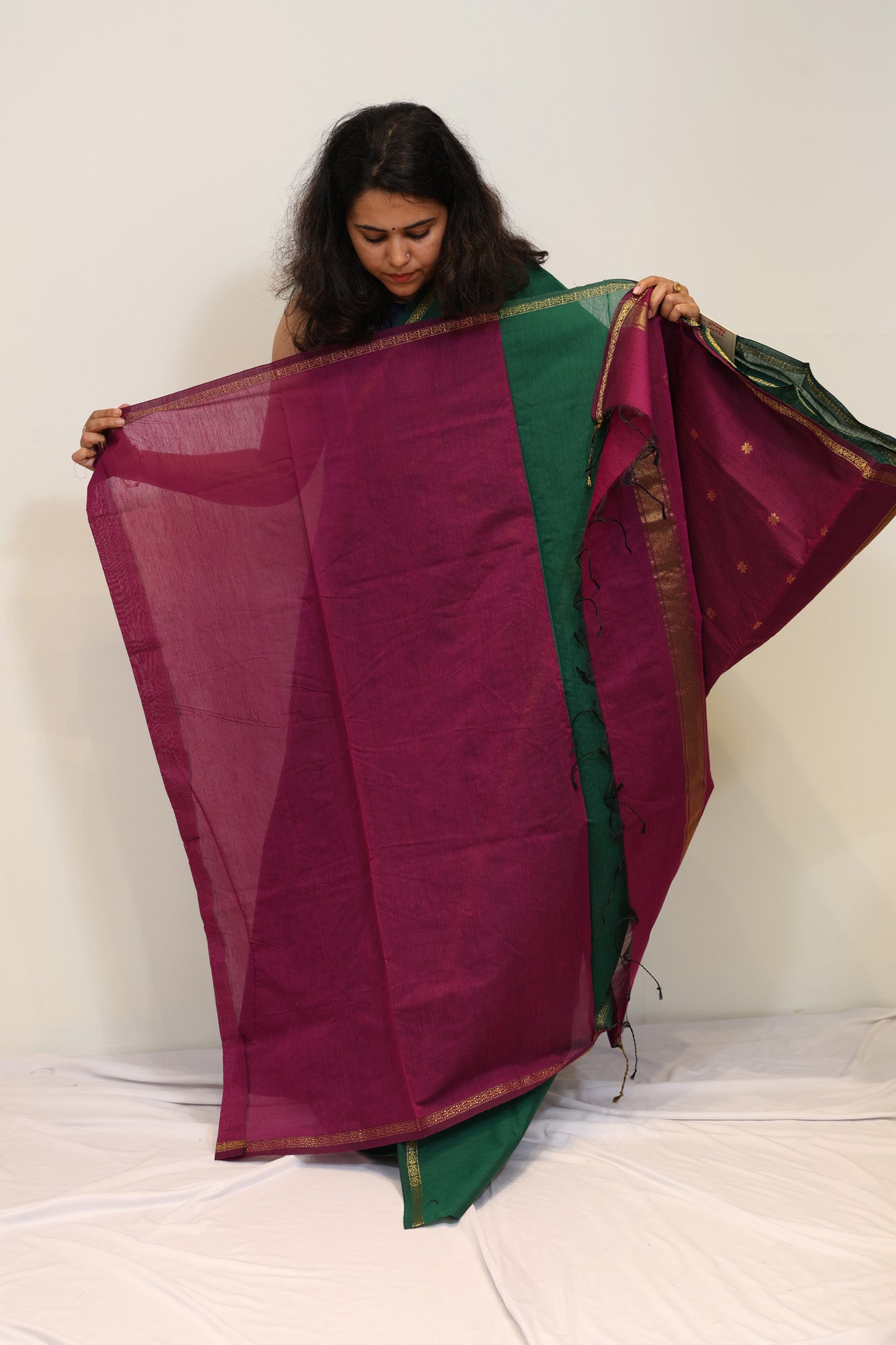 Bottle Green Semi Maheshwari Saree with Magenta Contrast Pallu
